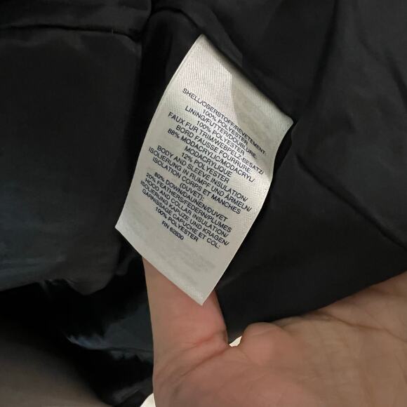 Lands' End Max 600 Down Puffer Jacket in black removable faux-fur hood 2X PLUS - Picture 8 of 9